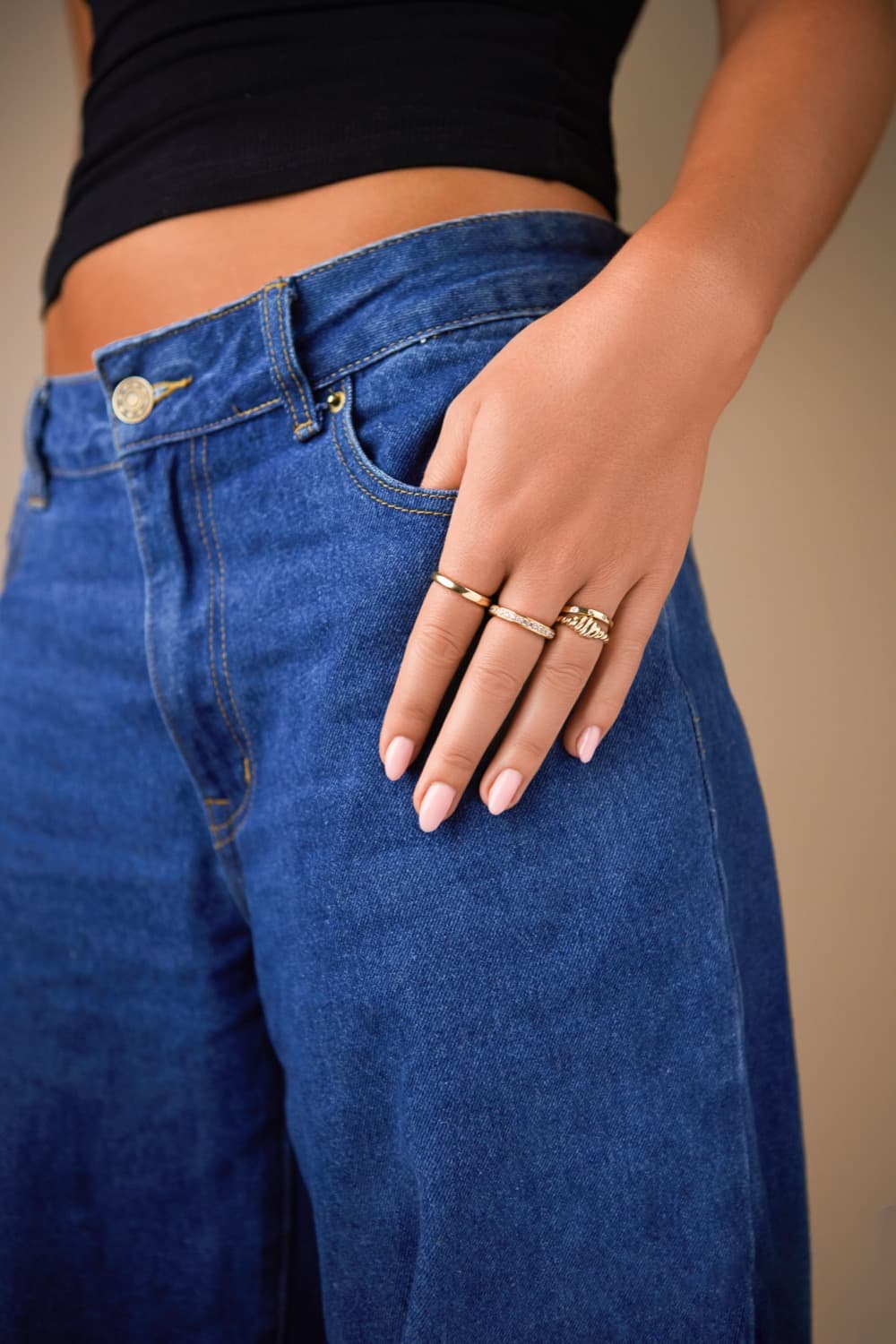 Jewelry photography by Oakland Park Photography, frame 1